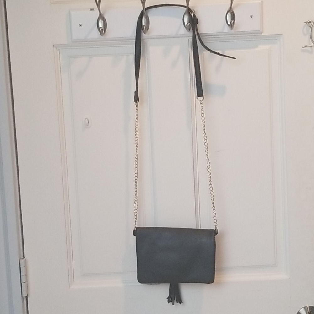 Black & Gold Crossbody - Picture 4 of 4